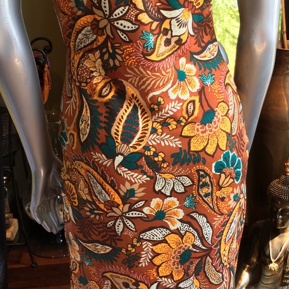 Striking Love J Sleeveless Dress. NWOT - Picture 6 of 16